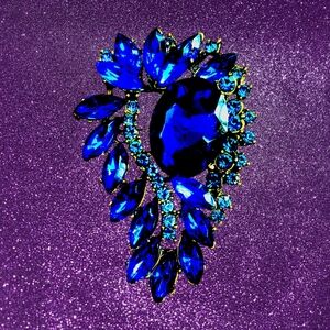 Blue Rhinestone Teardrop Brooch
